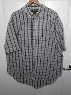 SALE: *2/30.00* Knights Of Round Table Plaid Short-Sleeve Shirt SIZE XL